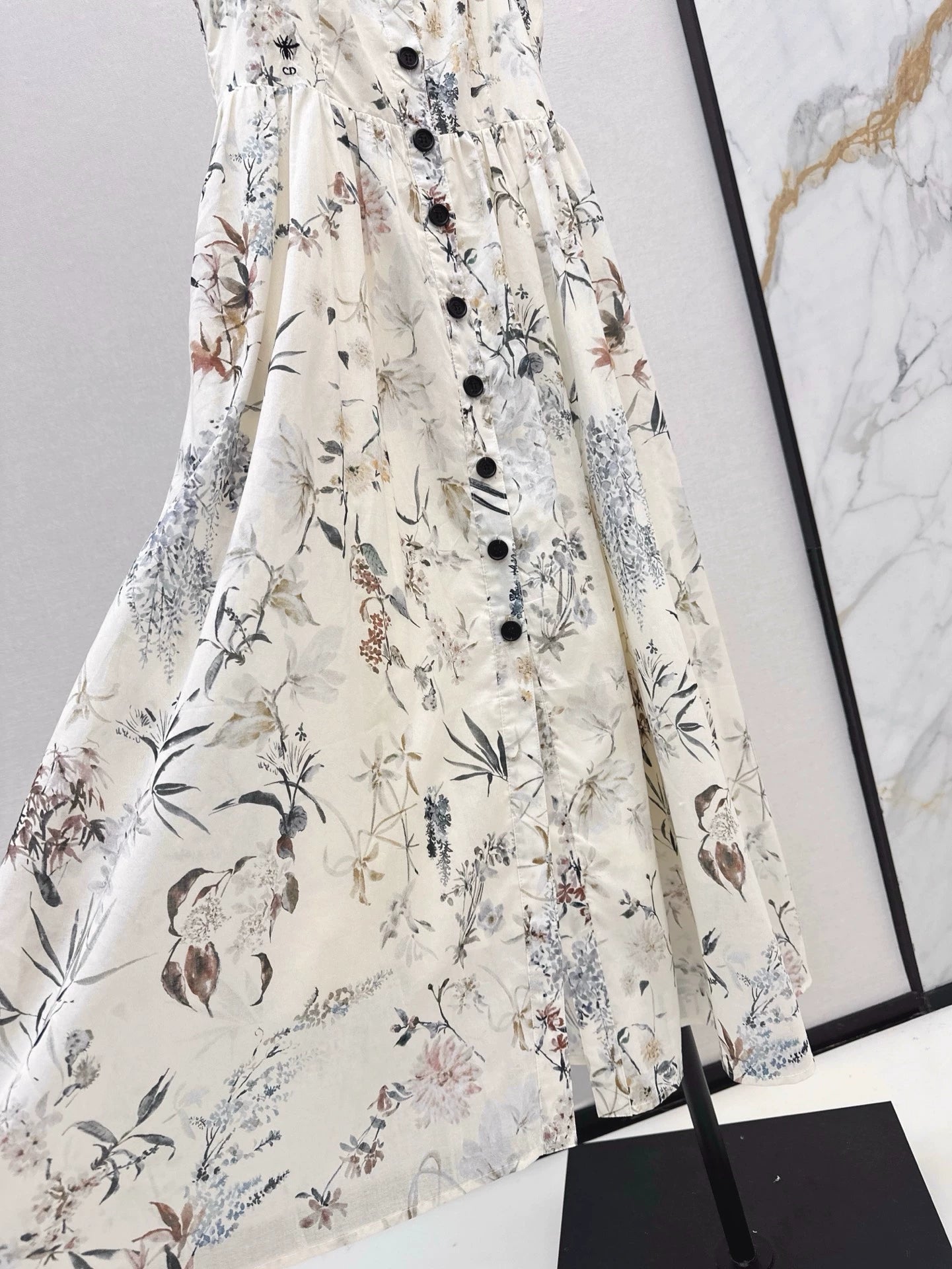 D 25 Spring and Summer New Printed Halter Dresses
