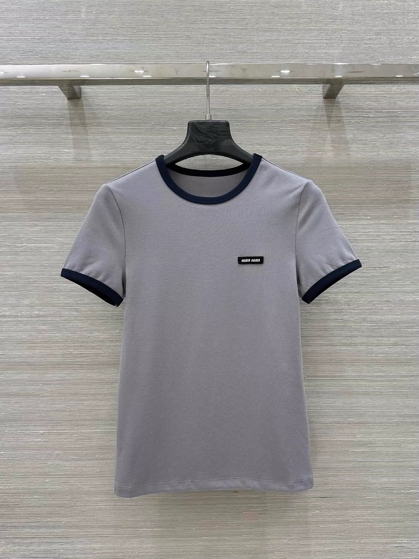 M 25 Early Spring New Letter Slim T-shirt