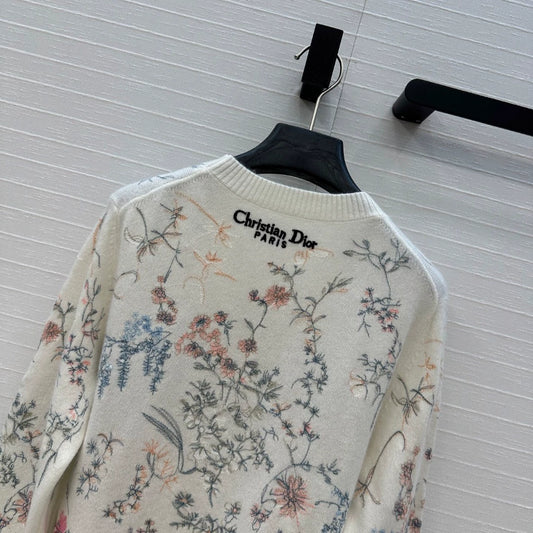 D 25 new cashmere sweater with plant and flower embroidery