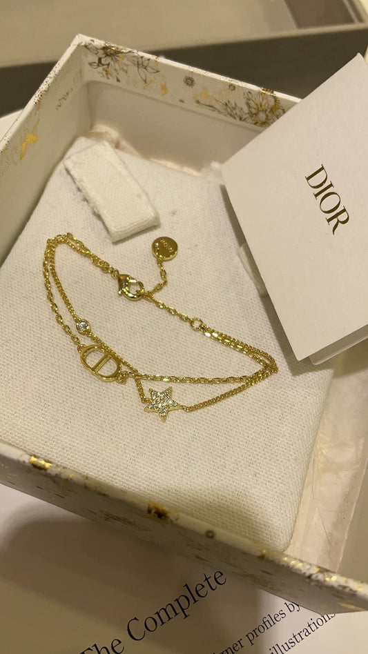 D 25 Gold Star Double Bracelet