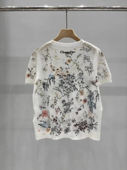 D 25 Early Autumn New Short Sleeve Knitted Thin Top