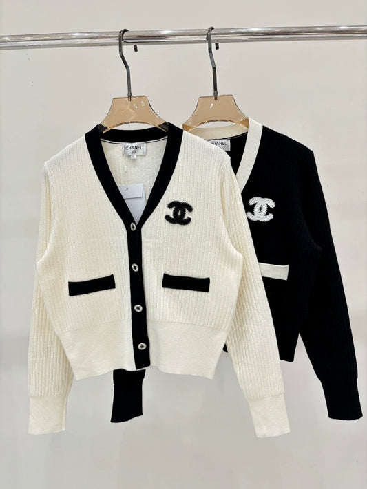 C 25 Spring and Summer new V-neck letter logo patch hemming knitted cardigan