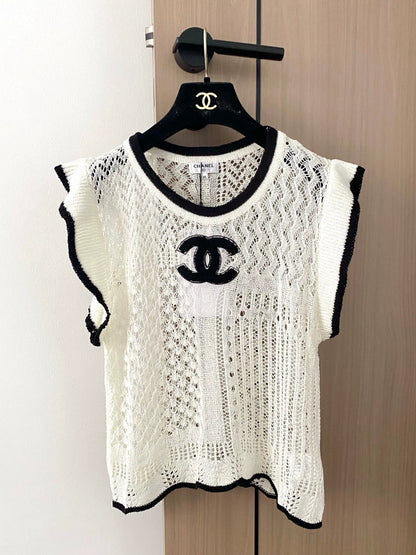 C 25 new hollow lotus sleeve knitted vest