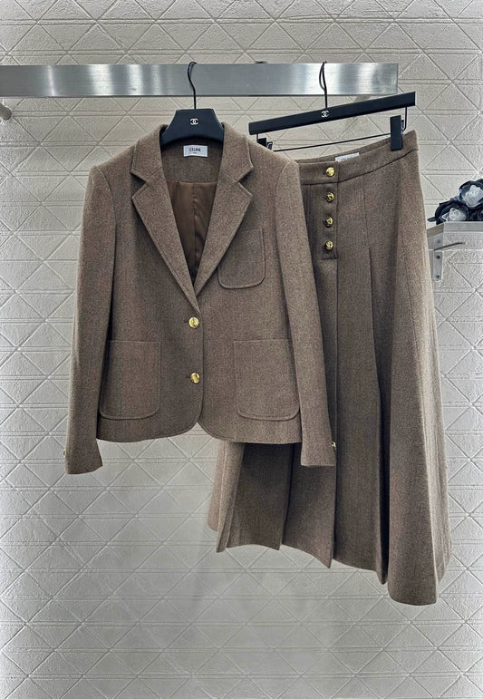 Ce 25 Blazer and midi pleated skirt set