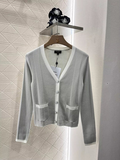 C 25 New  Striped knit cardigan
