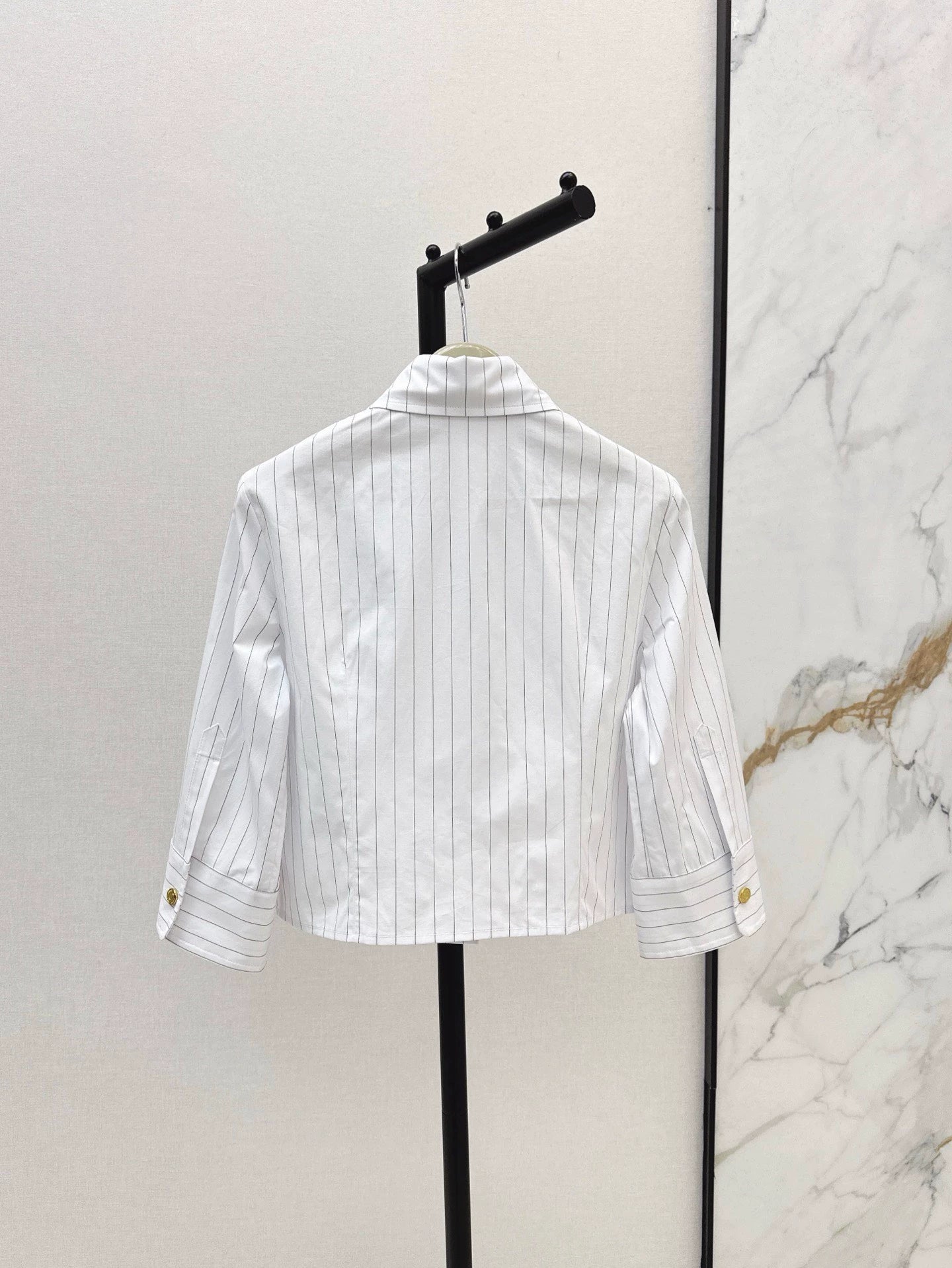 Bu 25 Spring/Summer New Split Sleeve Design Shirt
