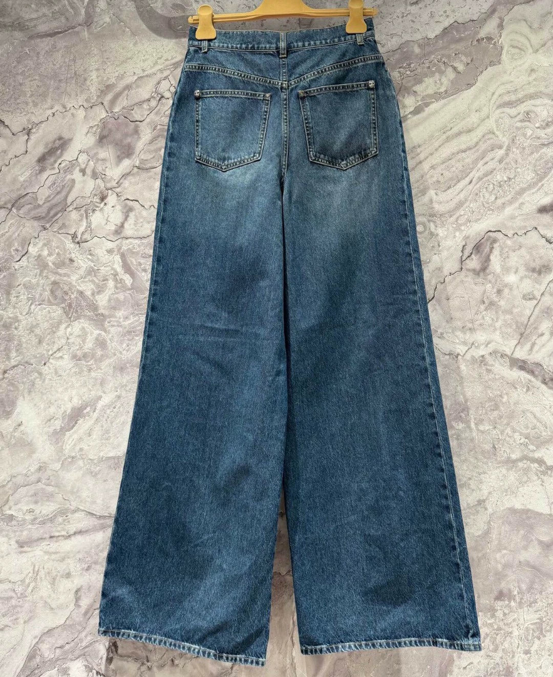 C 24 wide-leg jeans