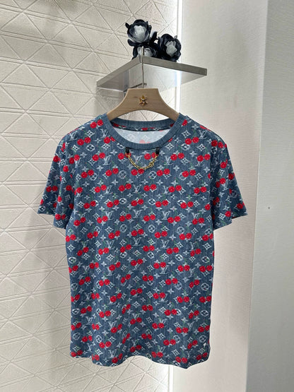 L 25 Vibrant Cherry Print Round Neck Short Sleeve T-Shirt