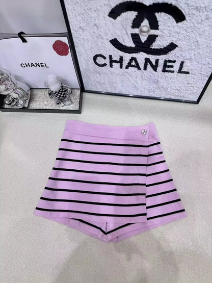 C 25 New hot sale Swallow logo front and back buttons Fake skirt shorts