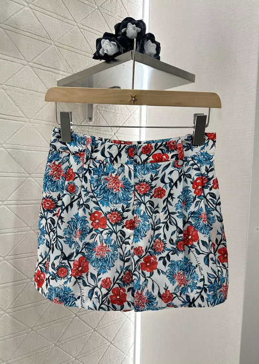 L 25 Floral Prints Shorts