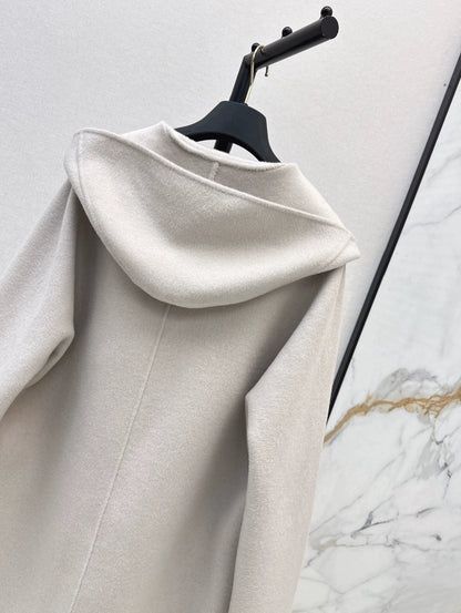 He 25fw Coats
