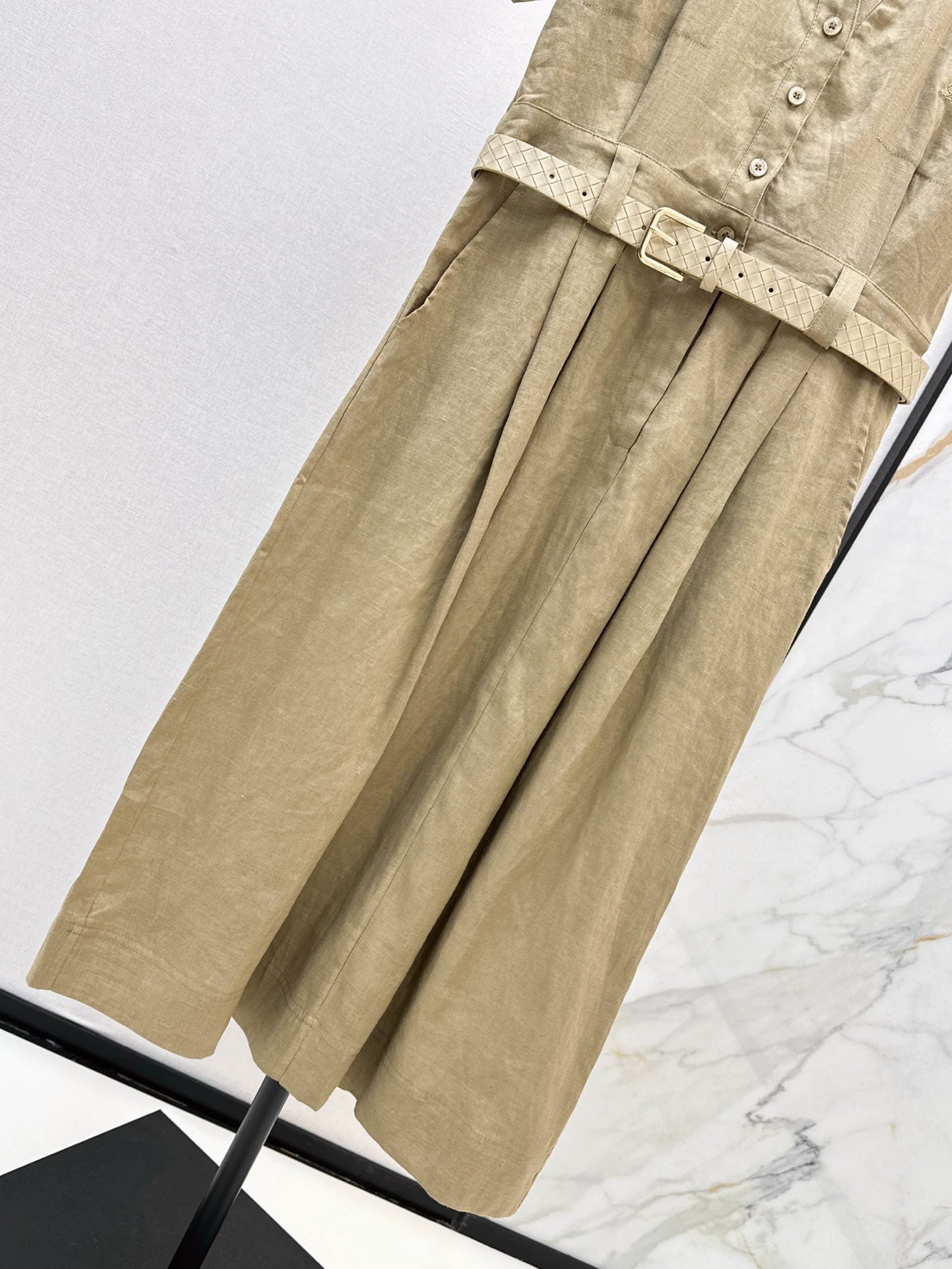 Lor  25 Spring/Summer New Short Sleeve Long Pressure Pleat Dresses
