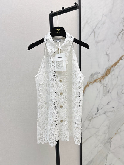 C 25 Spring and Summer New Hollow Pattern Vest Shirt