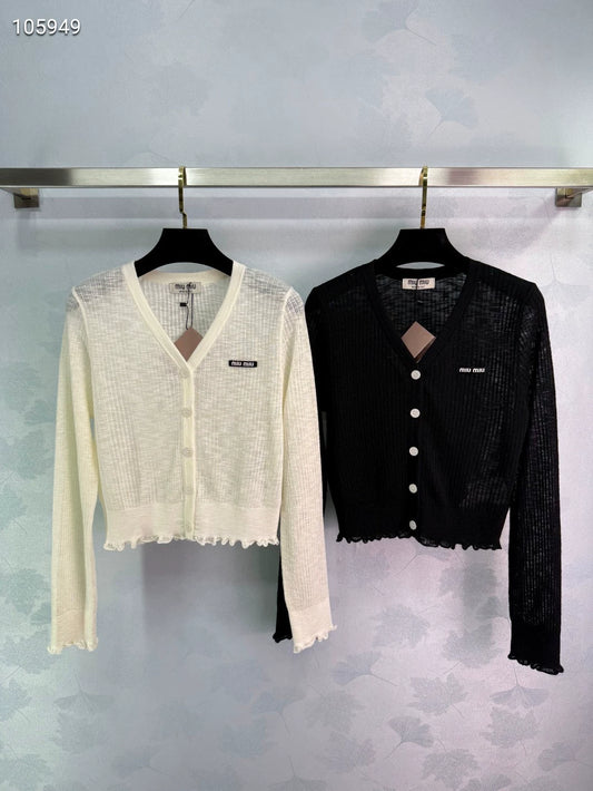 M 25 Short Thin Small Cardigan Long Sleeve