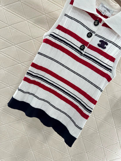 C 25 Turtleneck striped knit undershirt