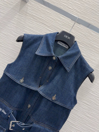 D 25 Super chic new denim dress!