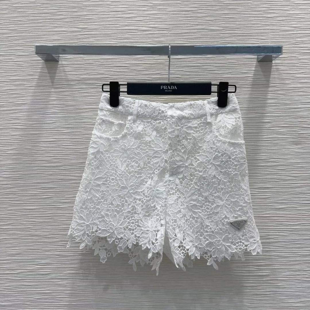 P 25 new water-soluble lace round neck short sleeve top shorts set