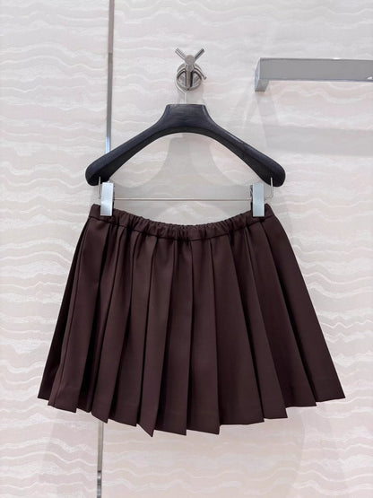 M 25 Preppy style pleated short skirt