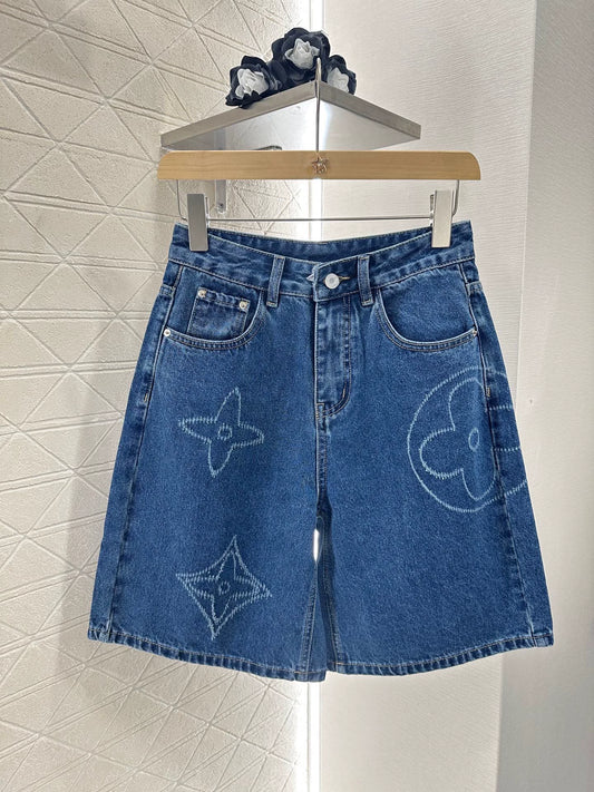 1ou 25 High-waisted laser-printed denim shorts