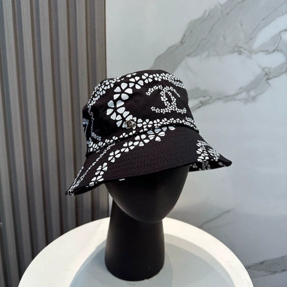 C 25 New Arrival Petal Print Bucket Hat