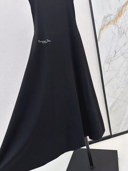 D 25 New Minimalist Sleeveless Long Dresses