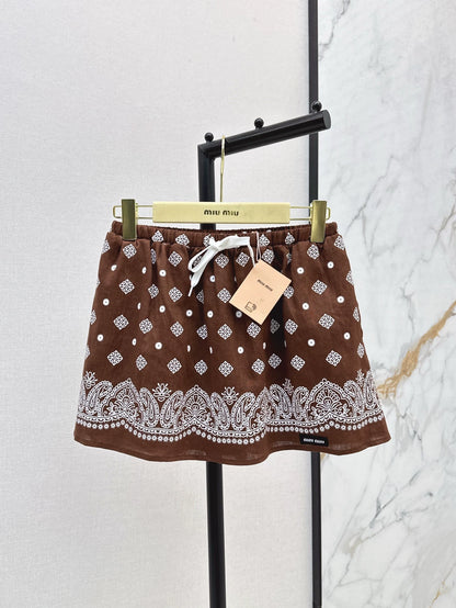 M 25 spring and summer new suit loose short-sleeved shirt + half skirt
