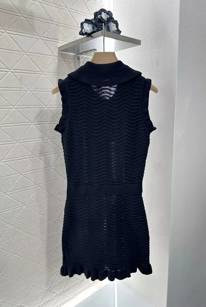 M Spring/Summer 25 Striped knit lace-up tank dress