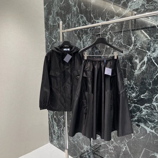 P 25 Spring/Summer New Trench Coat Hooded Belt Trench Coat + Half Skirt Set
