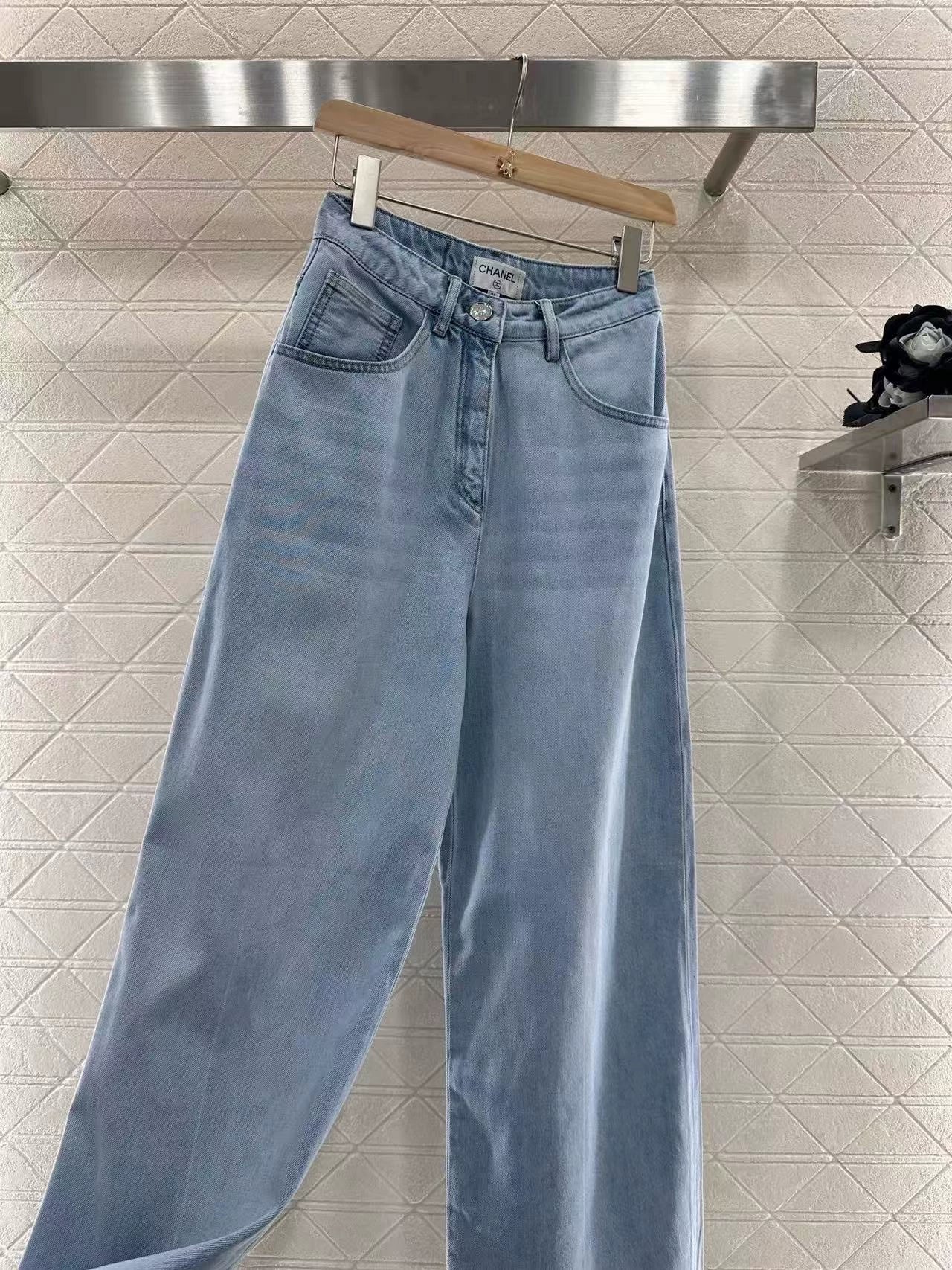 C 25 summer new sequins letters straight jeans