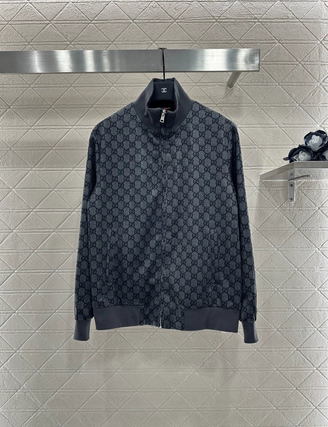 G 25 Jacket and shorts set