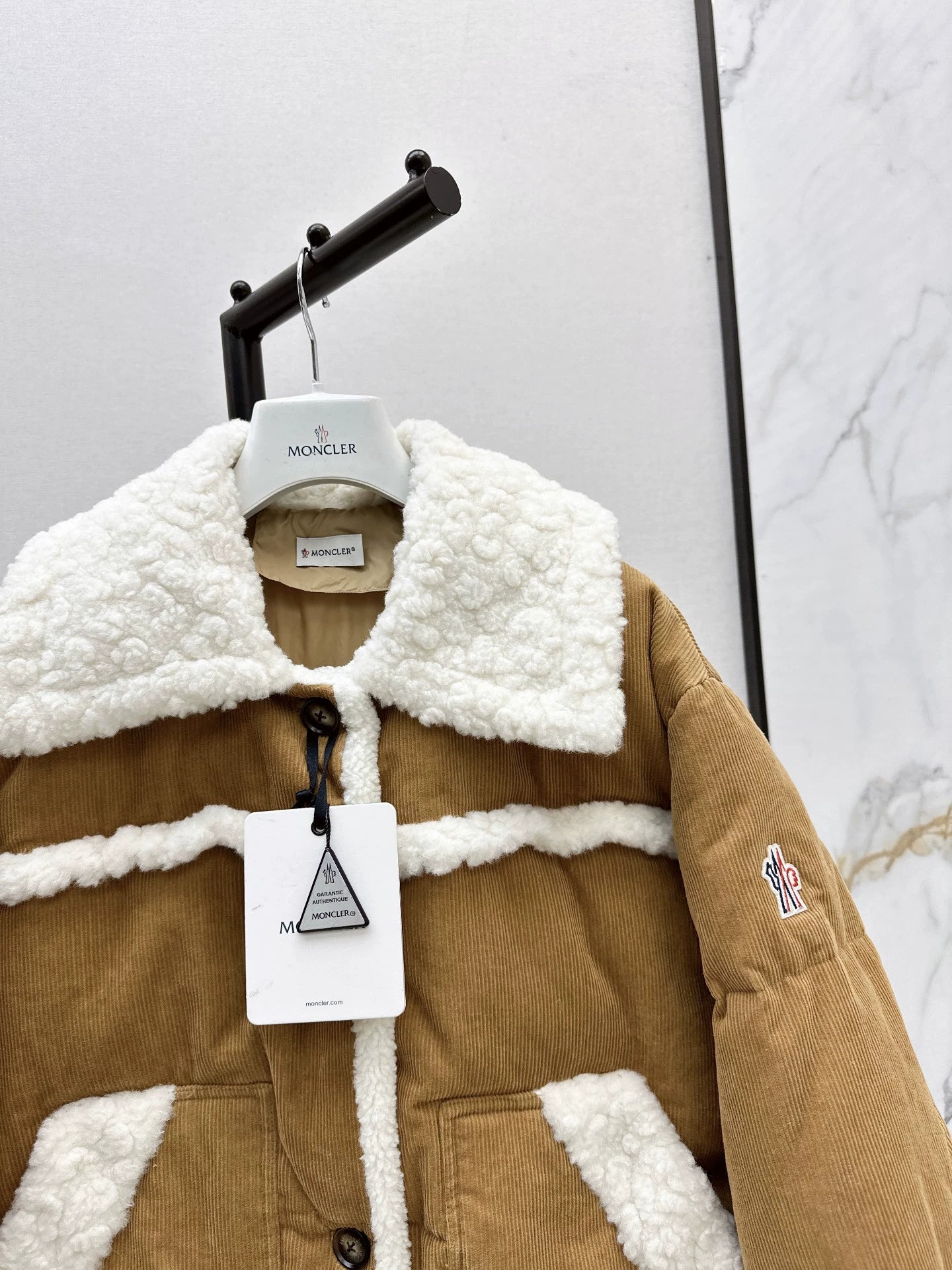 Mon 25 New lamb wool down jacket