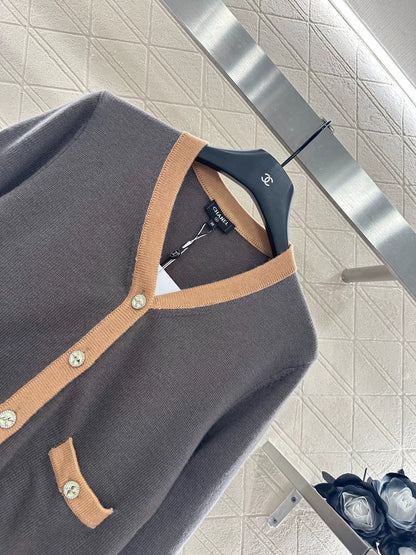 C 25 Cropped long-sleeved knitted cardigan
