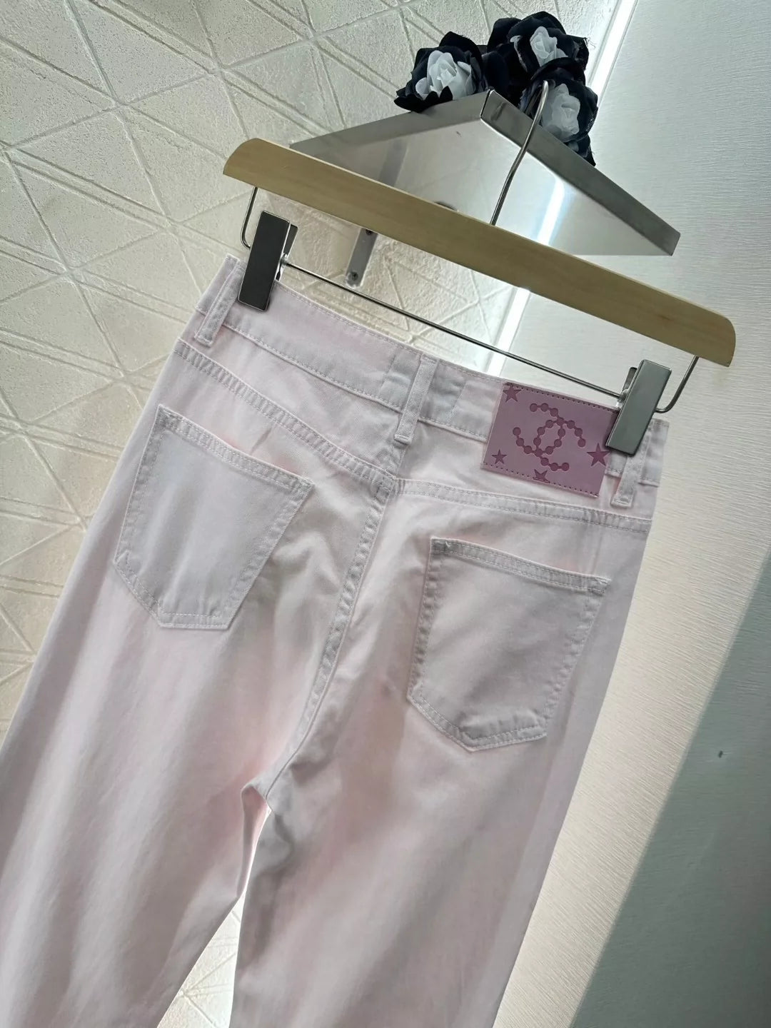 C 25 New Hollow Embroidery Micro Jeans