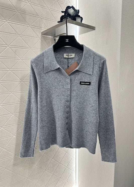 M 25 New Style Lapel Versatile Knit Cardigan(Beige,Navy,Gray)