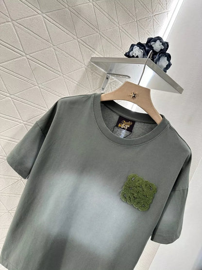 T-shirt à manches courtes et col rond avec motif totem brodé printemps/été LO 25 