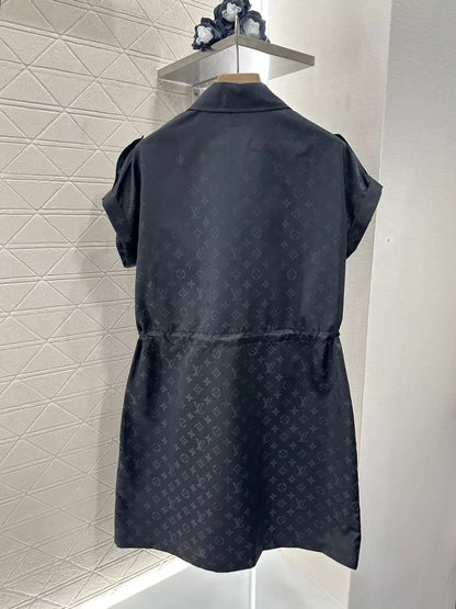 L 25 Frühling/Sommer Kurzarm-Jacquard-Kleid mit Kordelzug 