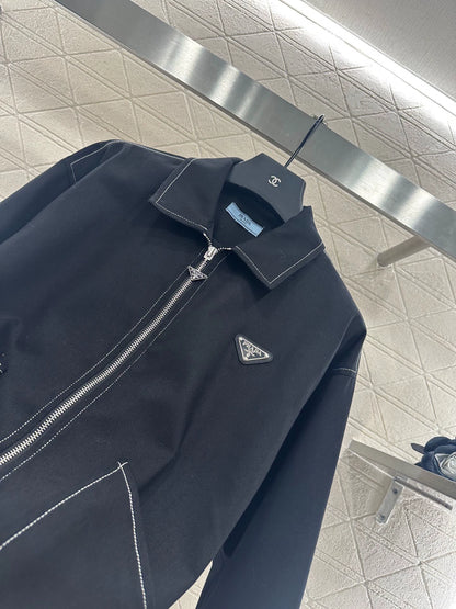 P 25 Zippered Outline Lapel Jacket