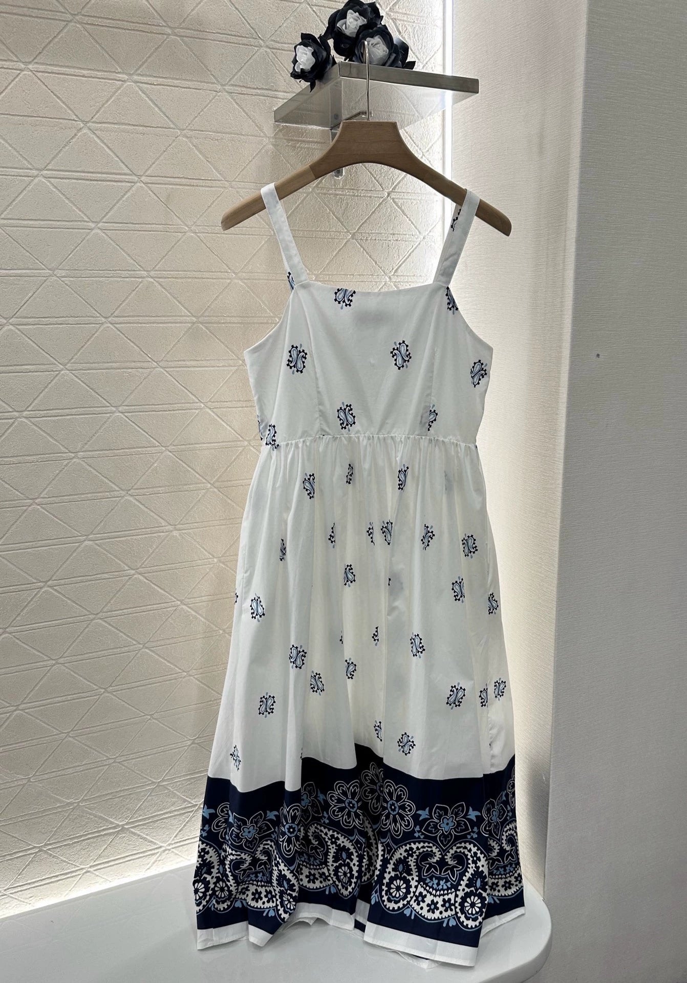 M 25 New Printed halter dress