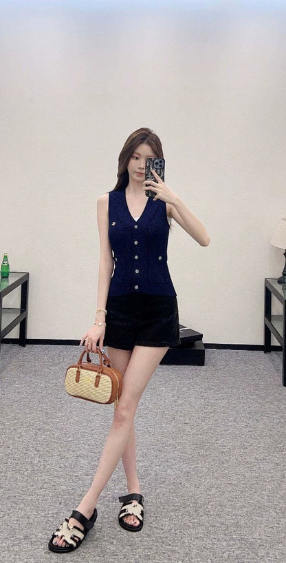 C 25 New Organ Pleat Knit Vests
