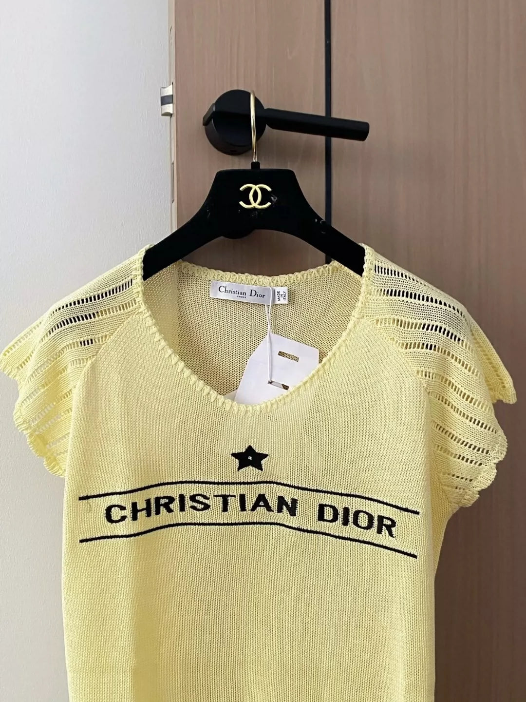 D 25 Spring/Summer Cutout Short Sleeve