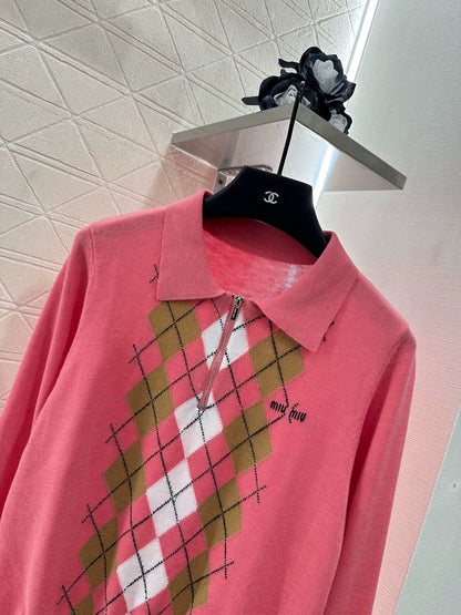 M 25 Lapel diamond knit long-sleeved top.