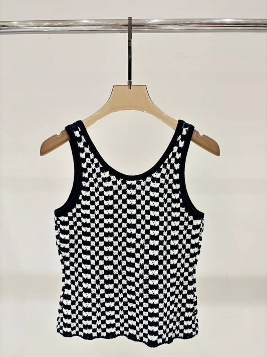 CE 25 Summer new round neck letter logo jacquard plaid contrast color casual knitted vest