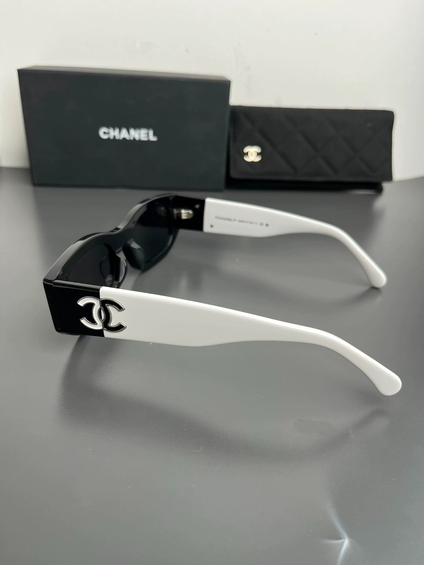 Lunettes de soleil couleur C 25 New Panda