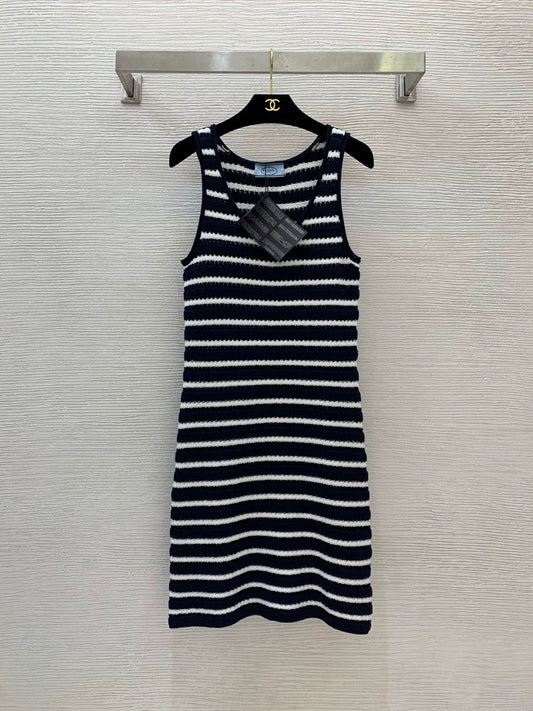 P 25 new striped sleeveless vest dress knitted dress