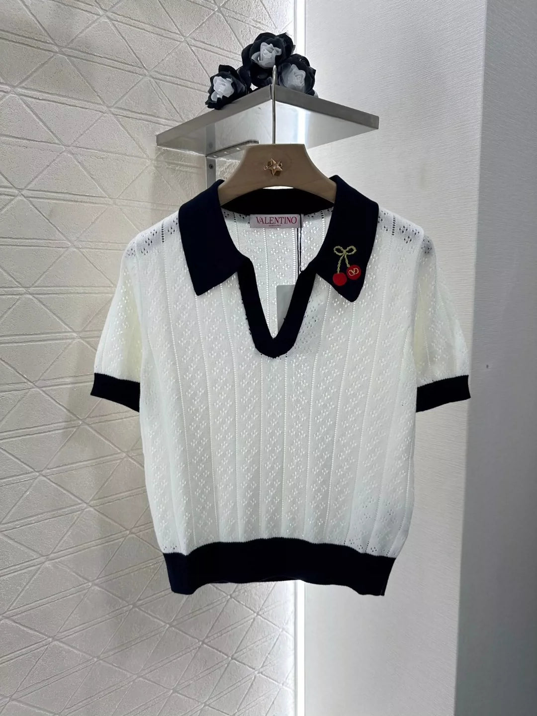 V 25 Spring/Summer Cherry Knit Lapel Short Sleeve Top