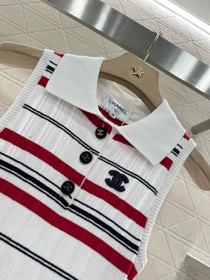 C 25 Turtleneck striped knit undershirt