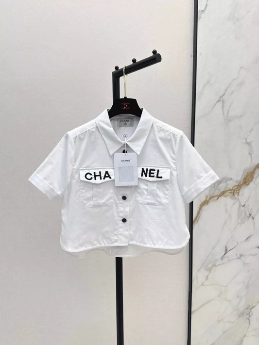 C 25 Spring/Summer New Pocket Flap Embroidery Letter Decoration Small Short Shirt