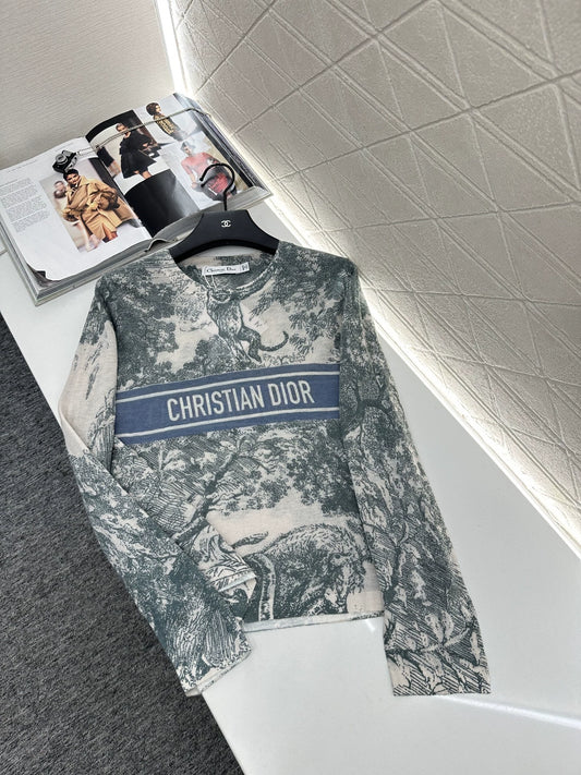 D 25 new printed knitted long-sleeved top.