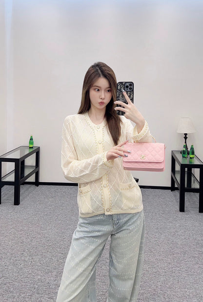 C 25 Heavy Chain Diamond Knit Cardigan