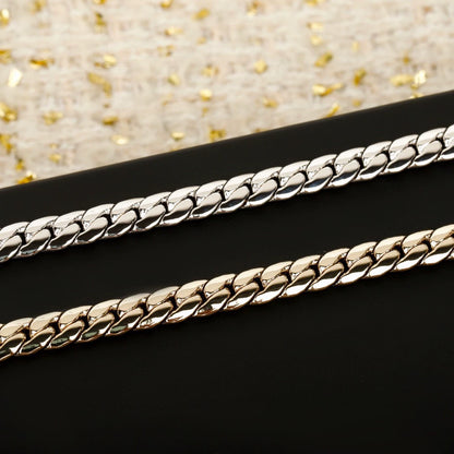 25 Summer new snake bone choker double C necklace